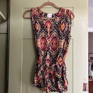 Anthropologie laurel brand size 6 Ikat print blouse